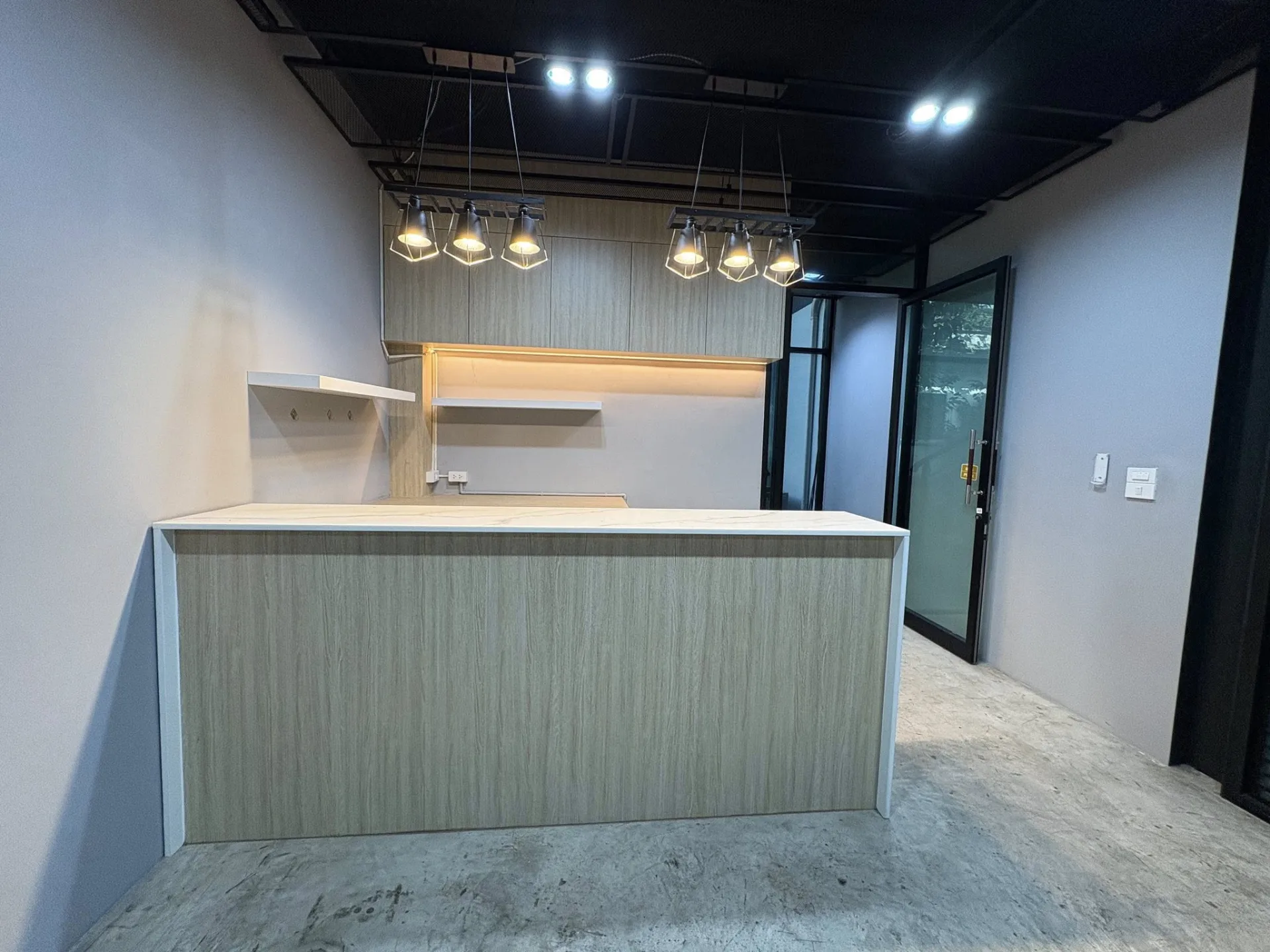 โฮมออฟฟิศ สุขุมวิท 105 (ลาซาล 41) ให้เช่า
